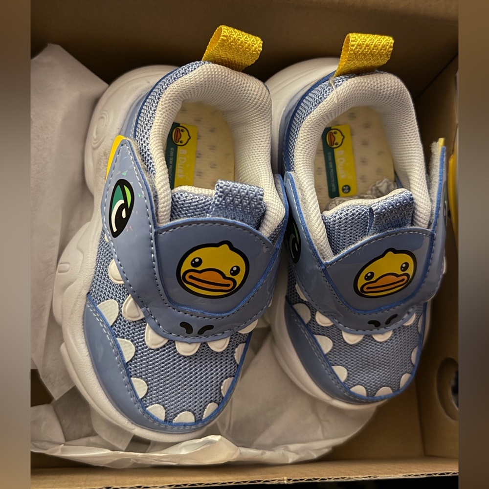 B.Duck Blue and Yellow Kids Shoes with Duck Design infant toddler size 3.5 -NWT